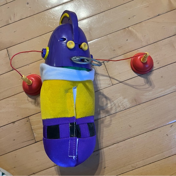 Veggie Tales Larry Boy Super Suction Pop Off Ears Talking Plush - Picture 2 of 4